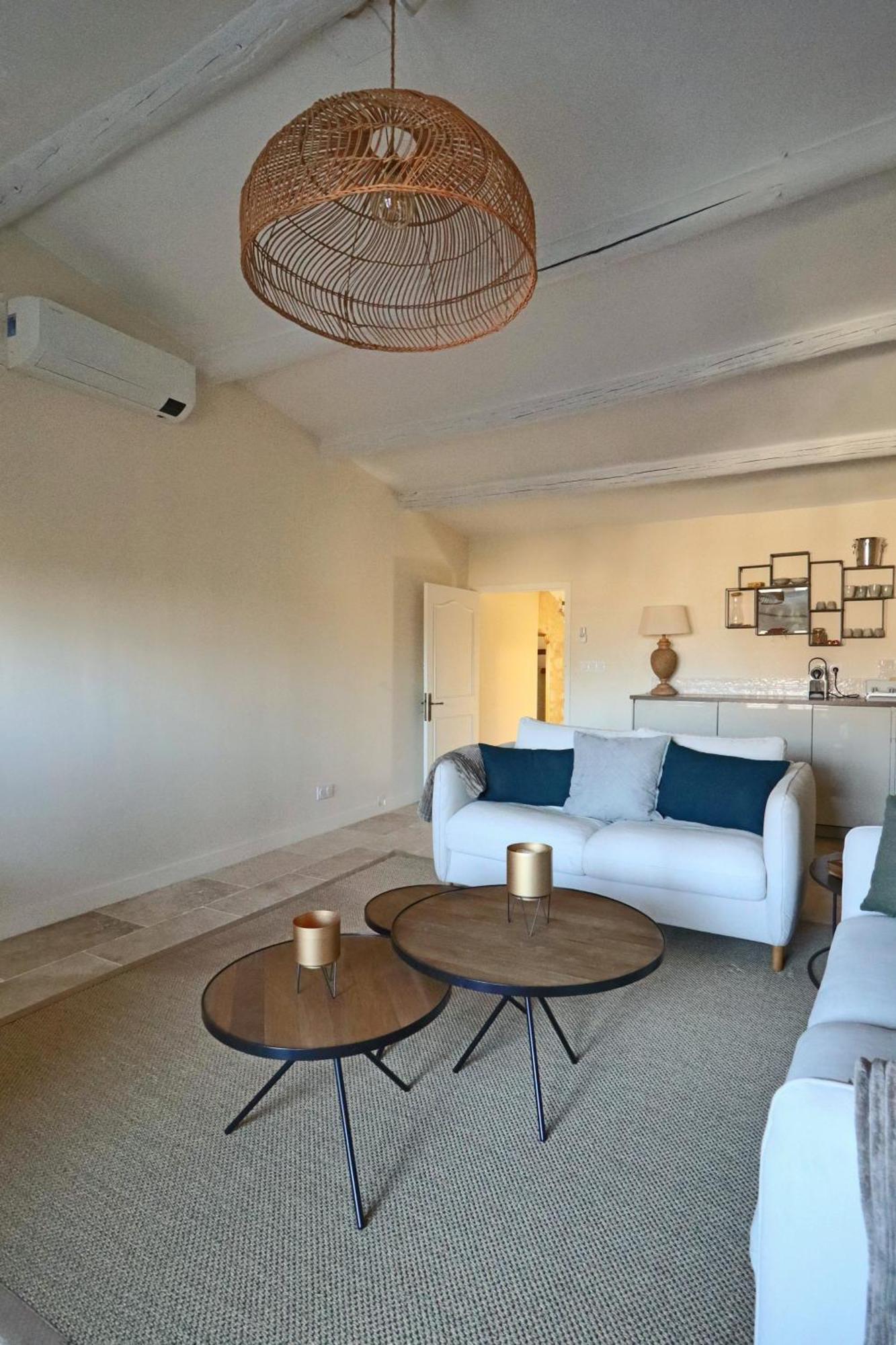 La Grande Bourgade-authentique Maison En Pierre Avec Terrasse Climatisation Au Coeur D'uzes Apartment